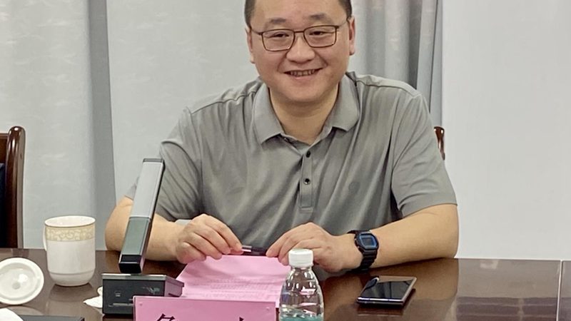 电解电容在电子电路中的应用与选择要点**